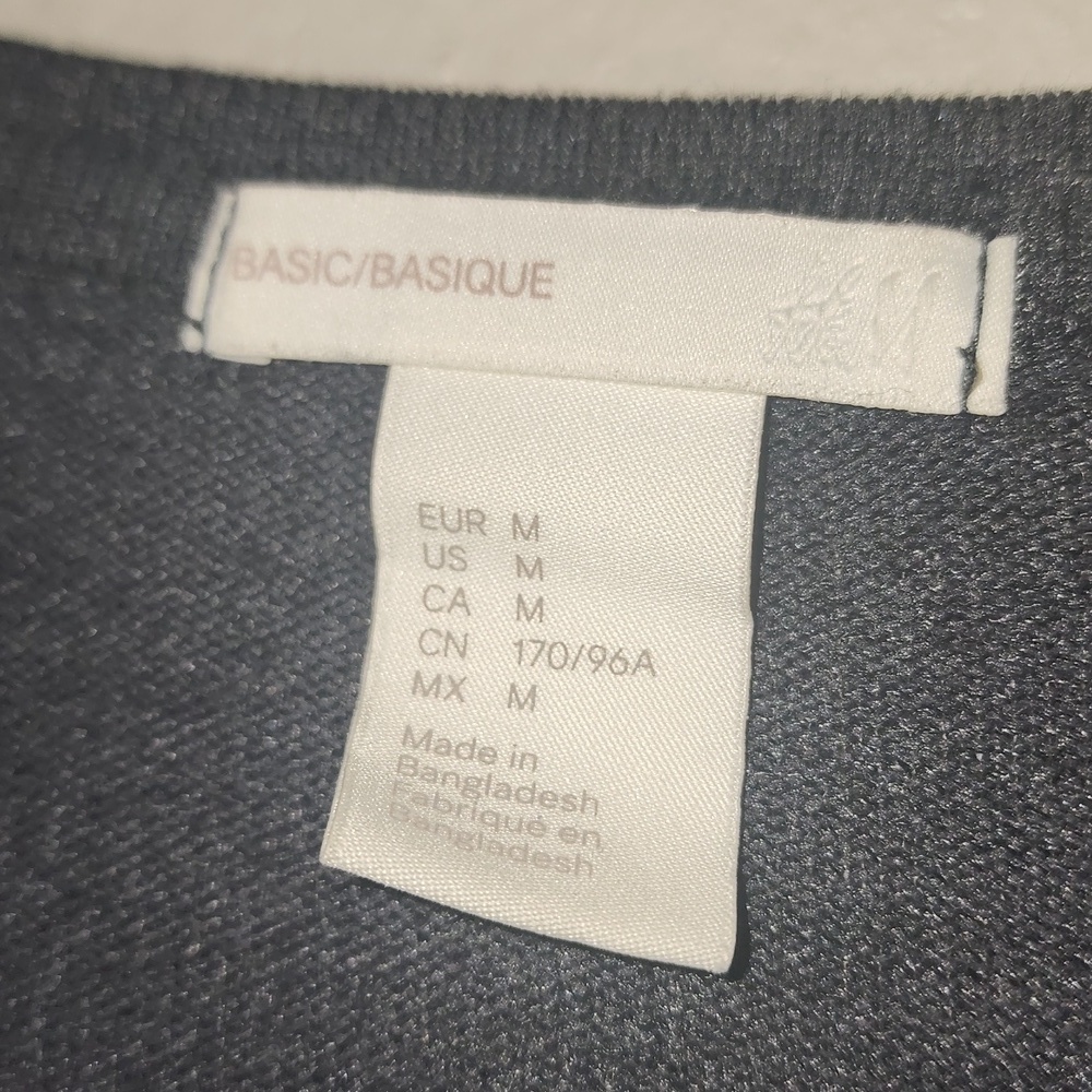 Women Button Down Gray sweather - Picture 3 of 3